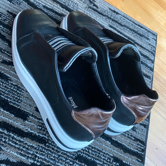 Geneve Shoe Slip on Platfrom Sneakers - Picture 4 of 6